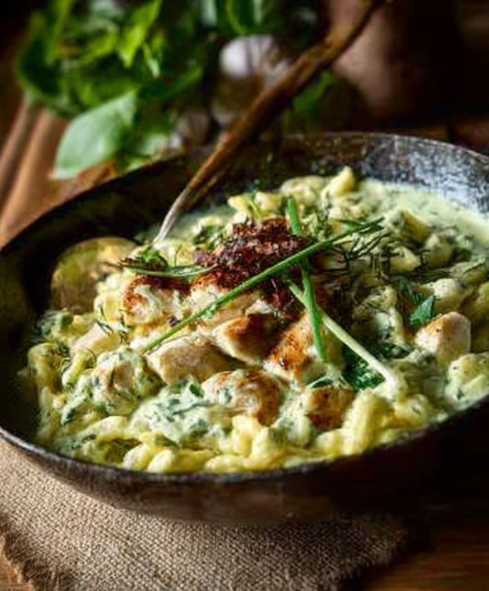 Spätzle Pfanne mit Hähnchen in Bärlauchrahm - Kochmädchen image 2
